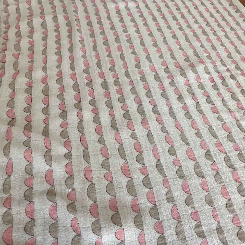 Set of 4 Aden + Anais Baby Swaddlers - Picture 17 of 17